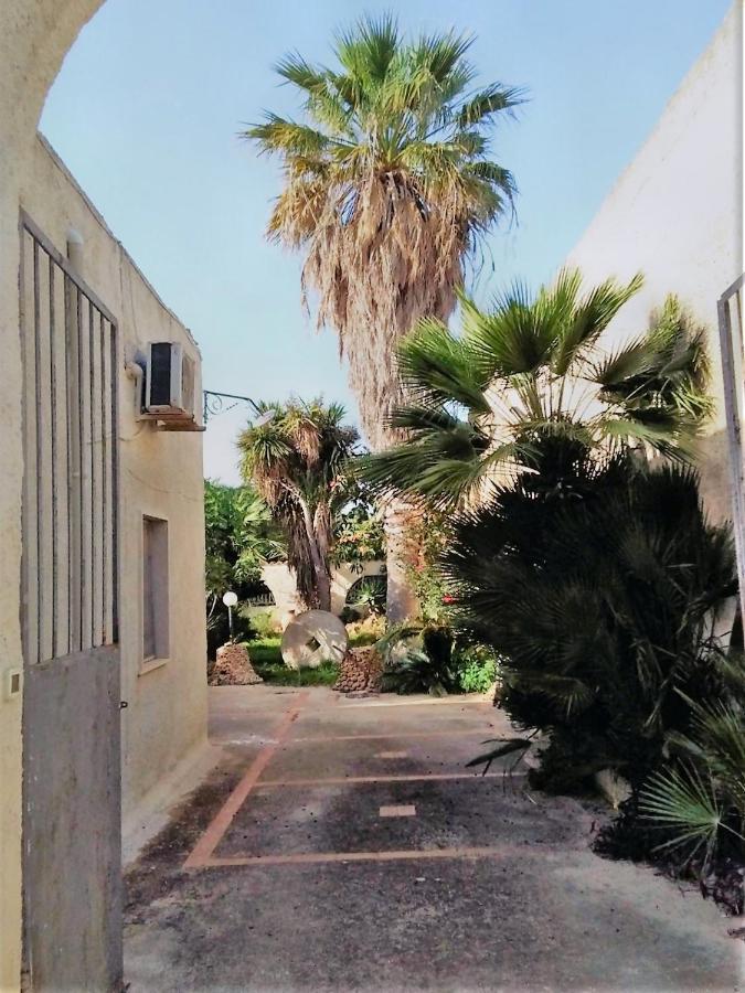Bed and Breakfast L'Antica Torre Marsala Exterior foto